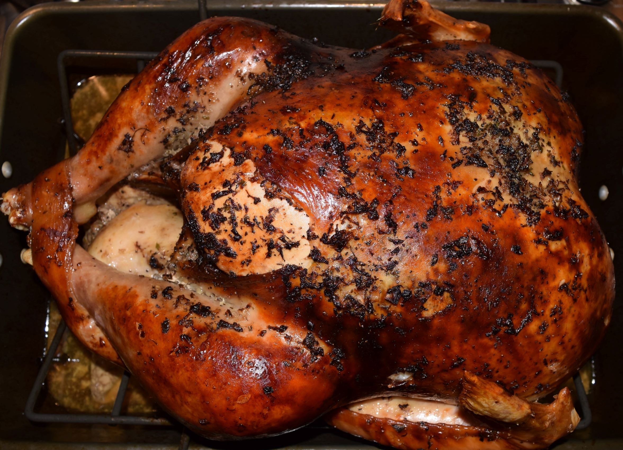 Easy Overnight Thanksgiving Turkey – The Perfect Recipe For A Mid-Day Thanksgiving Feast